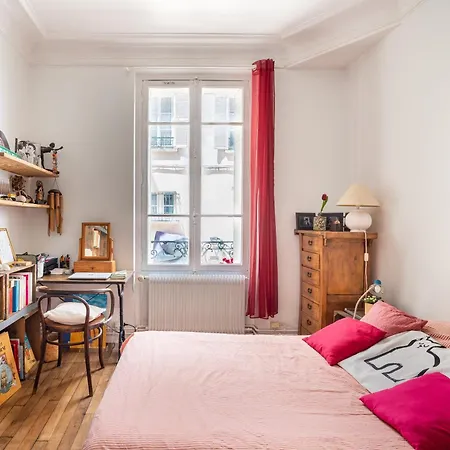 Vintage 2bd With Patio In Montmartre *